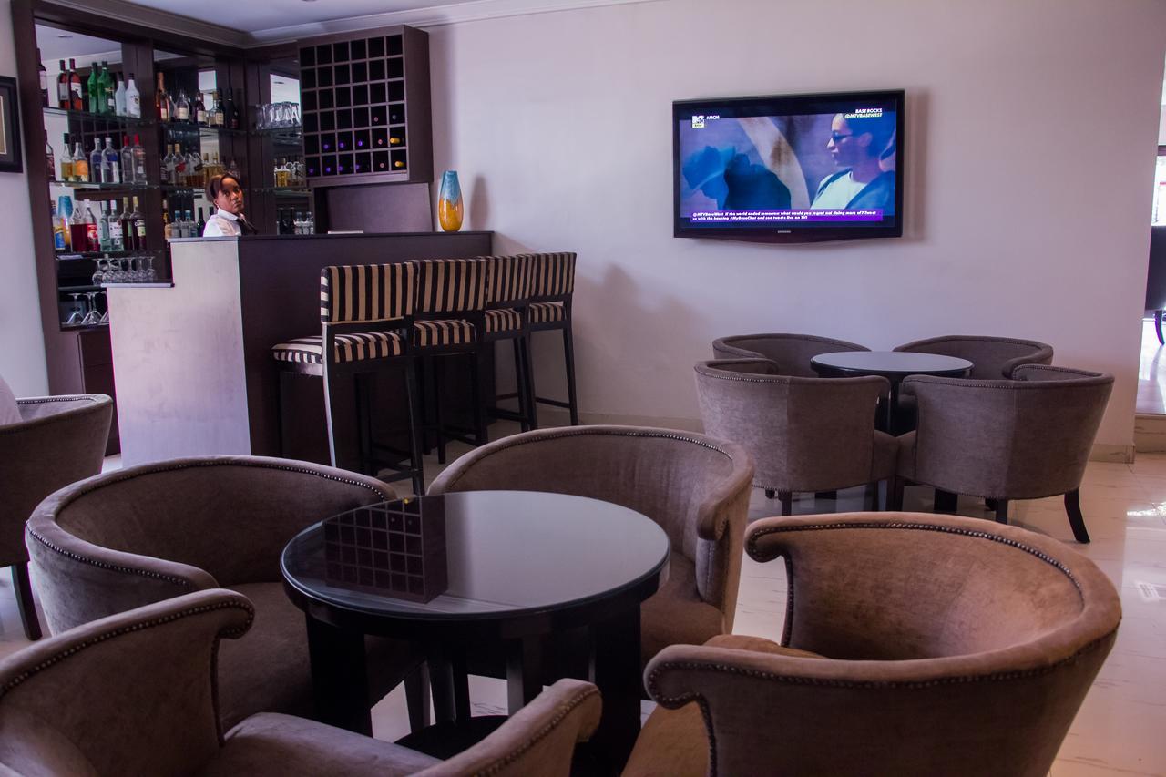 S & S Hotel & Suites Lagos Exterior photo